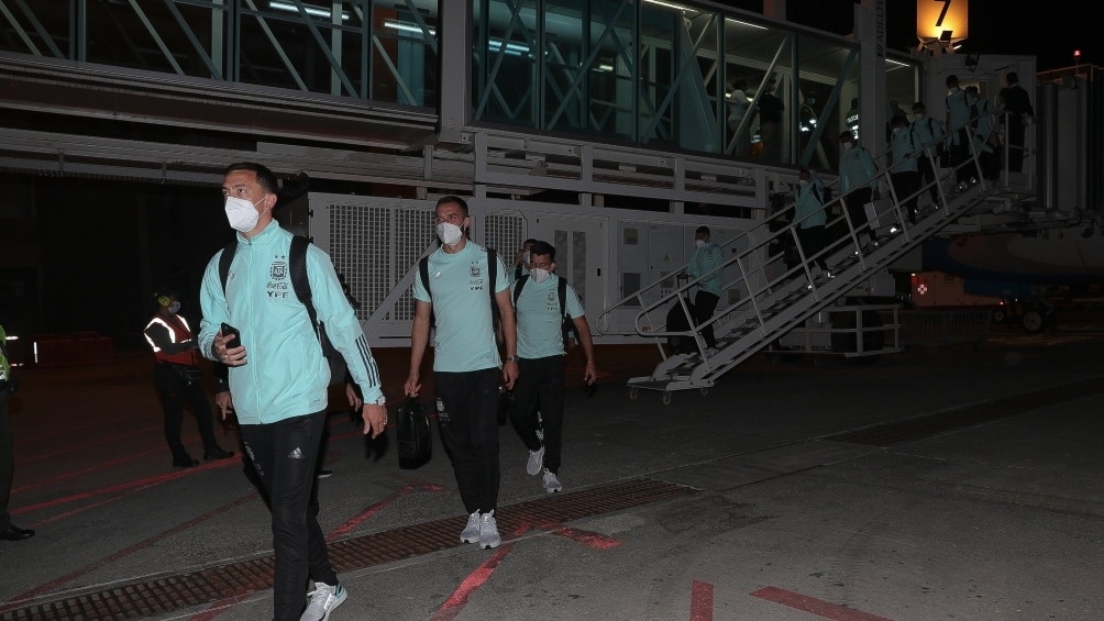 El seleccionado argentino llegó a Barranquilla para enfrentar a Colombia