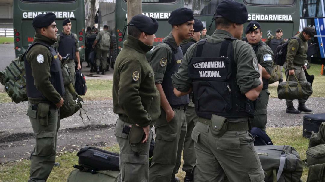 Disponen aumentos en los salarios del personal de las fuerzas de seguridad: cuánto cobrarán según el rango