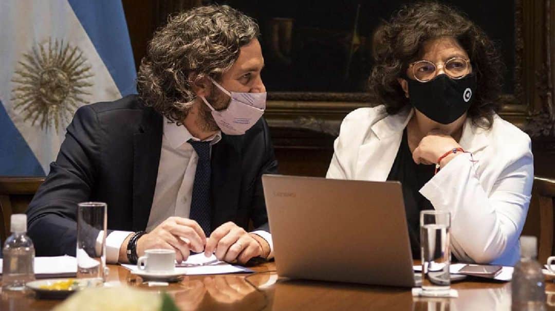 “Podría ser el inicio de la tercera ola”: infectólogos advirtieron al Gobierno sobre las vacaciones de invierno y recomendaron dividirlas