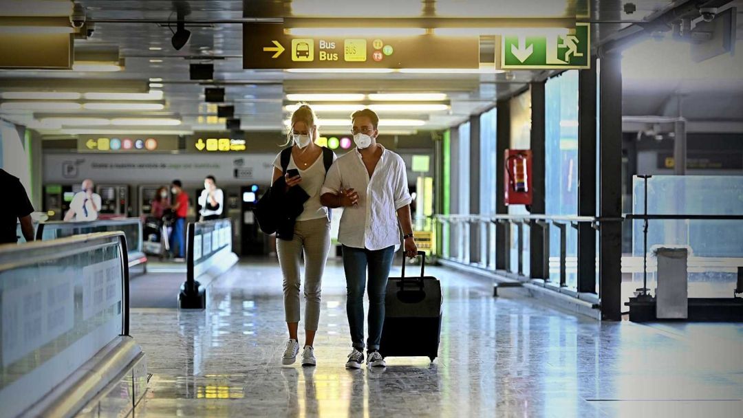 Las agencias de turismo evalúan ir a la Justicia por la prohibición de cuotas para viajes al exterior