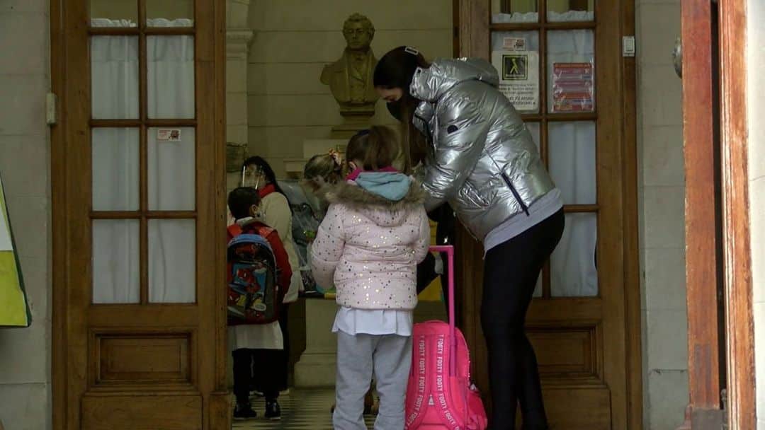 Hoy se retoman las clases presenciales en la ciudad