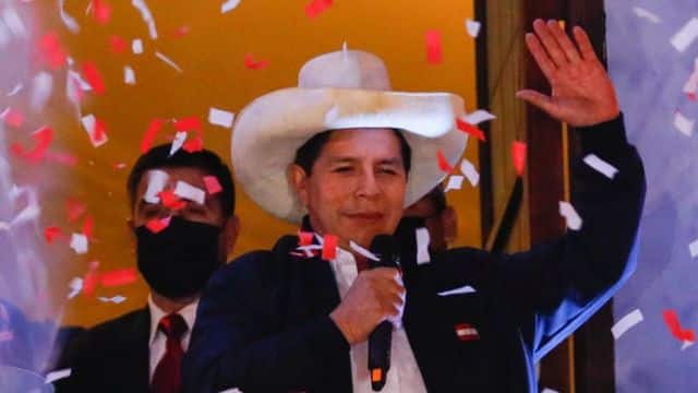 Pedro Castillo dio su primer discurso como presidente de Perú: “Pido la lealtad de este pueblo”