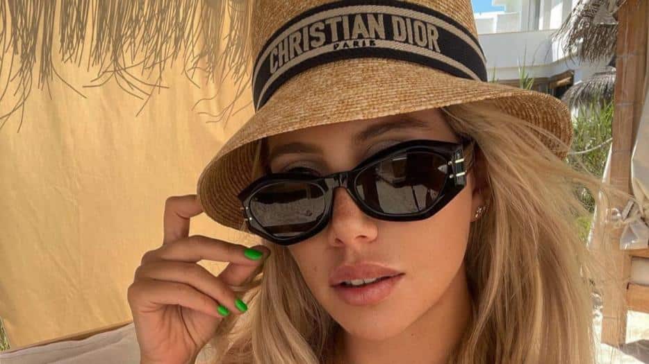 Wanda Nara quiso homenajear a las mujeres pero terminó celebrando su propio éxito: “Brindo por mí”