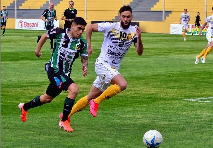 Aburrieron en el clásico bahiense e igualaron sin goles