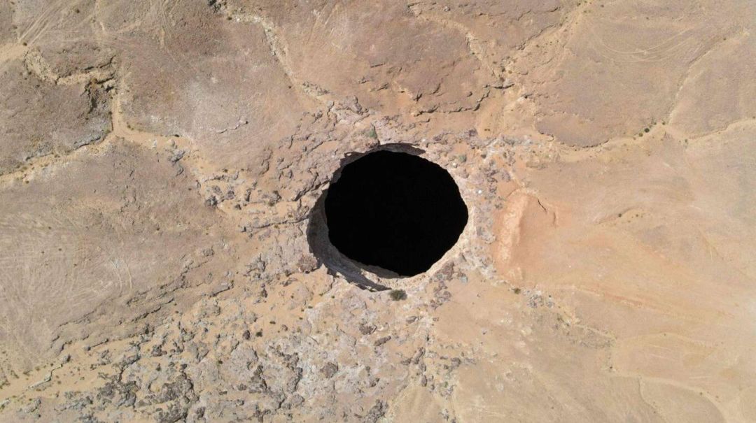 El fin del misterio: revelaron el contenido del legendario “pozo del infierno” de Barhout en Yemen