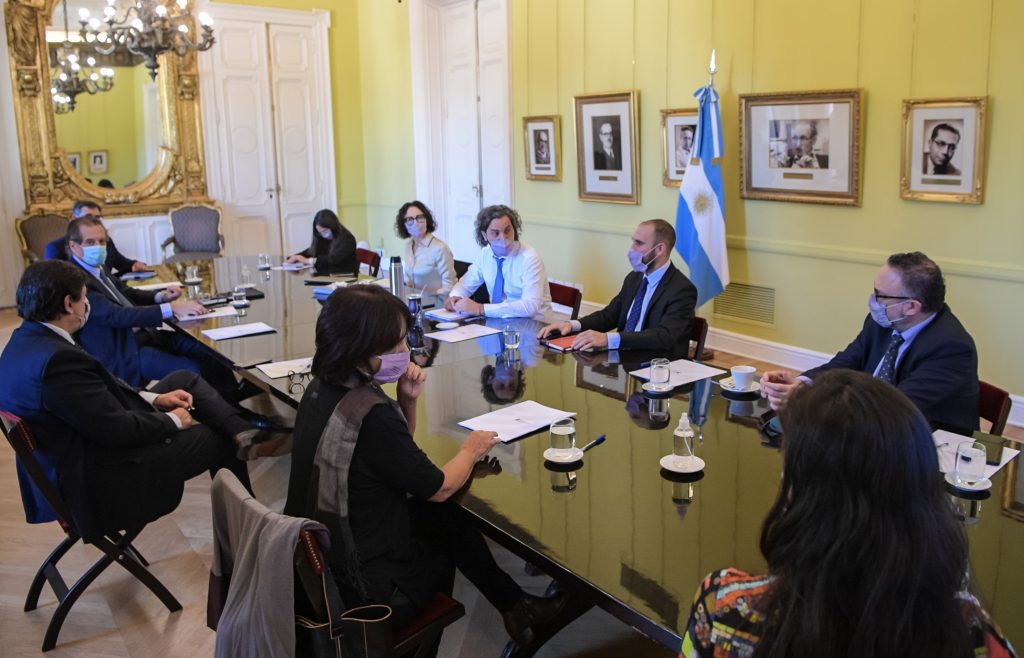 Oscar Liberman: “Las medidas económicas del gobierno solo dan alegría a corto plazo”