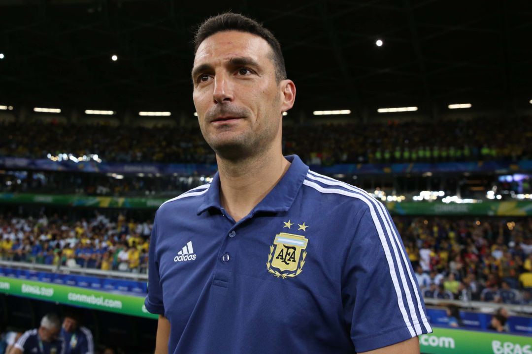 El entrenador de la Selección Argentina, Lionel Scaloni, tiene Covid-19