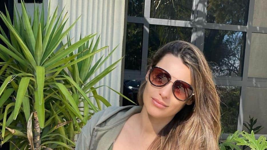 Pampita reveló que a su hijo Benicio no le compran ropa: “No es de tacaña”