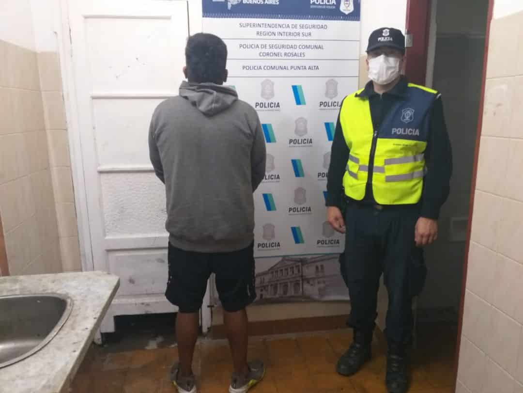 Robó y golpeó a su abuela: por ahora el acusado sigue demorado en comisaría
