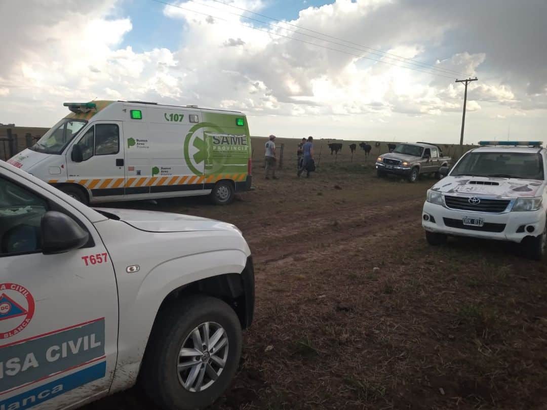 Buscaron durante horas a dos motociclistas accidentados en un camino rural