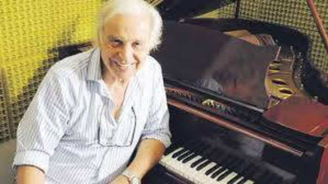 Murió el “Maestruli” Raúl Parentella, el pianista de Susana Giménez