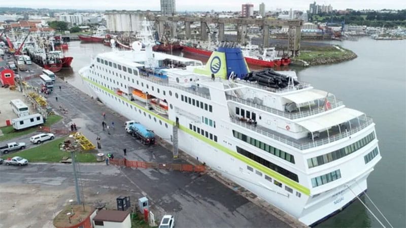 Sanidad confundió África con Asia y un crucero que venía de Cabo Verde entró a la Argentina