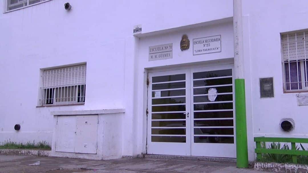 Padres de alumnos de la Escuela 70 denuncian desabastecimiento de agua
