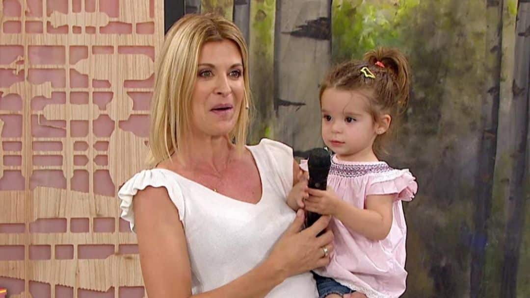 Eugenia Tobal presentó a su hija en Hogar dulce hogar