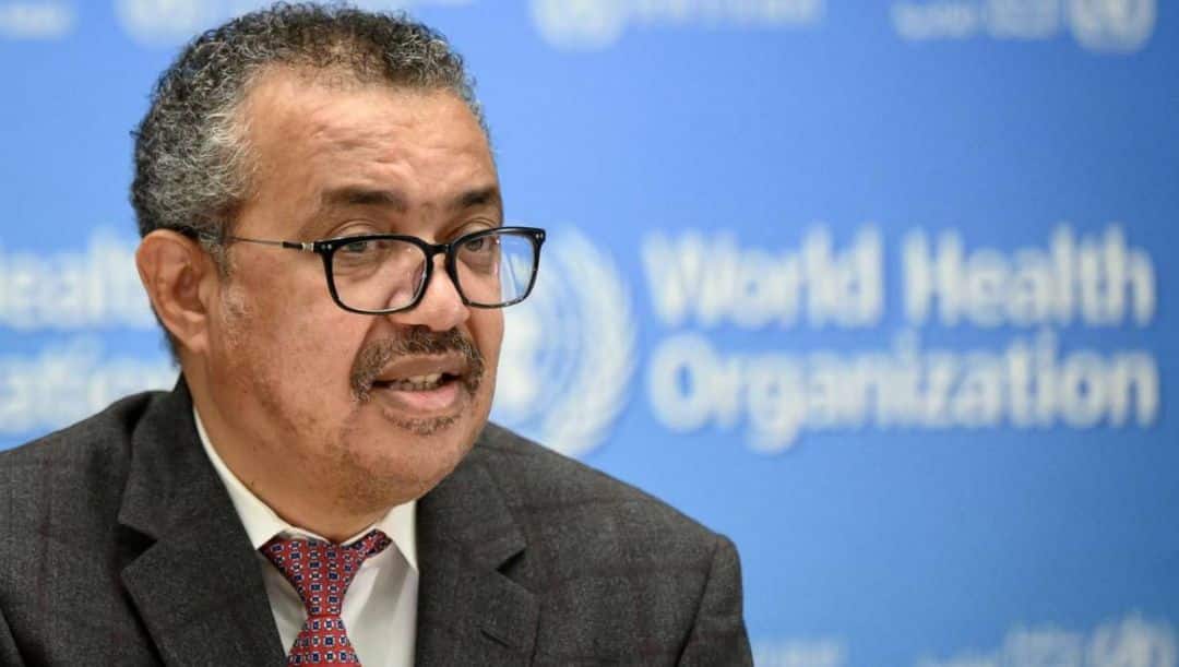 La OMS alertó sobre Ómicron: “Es posible que muchos sistemas de salud se vean abrumados rápidamente”