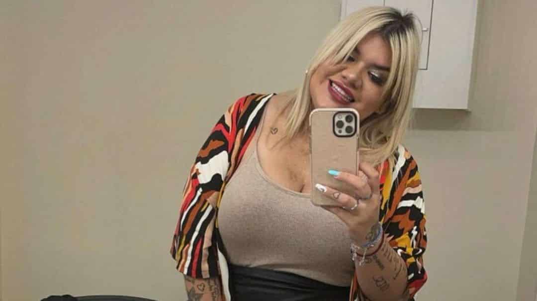 “Sigan hablando”: Morena Rial se mostró en bikini tras las críticas por sus cirugías estéticas