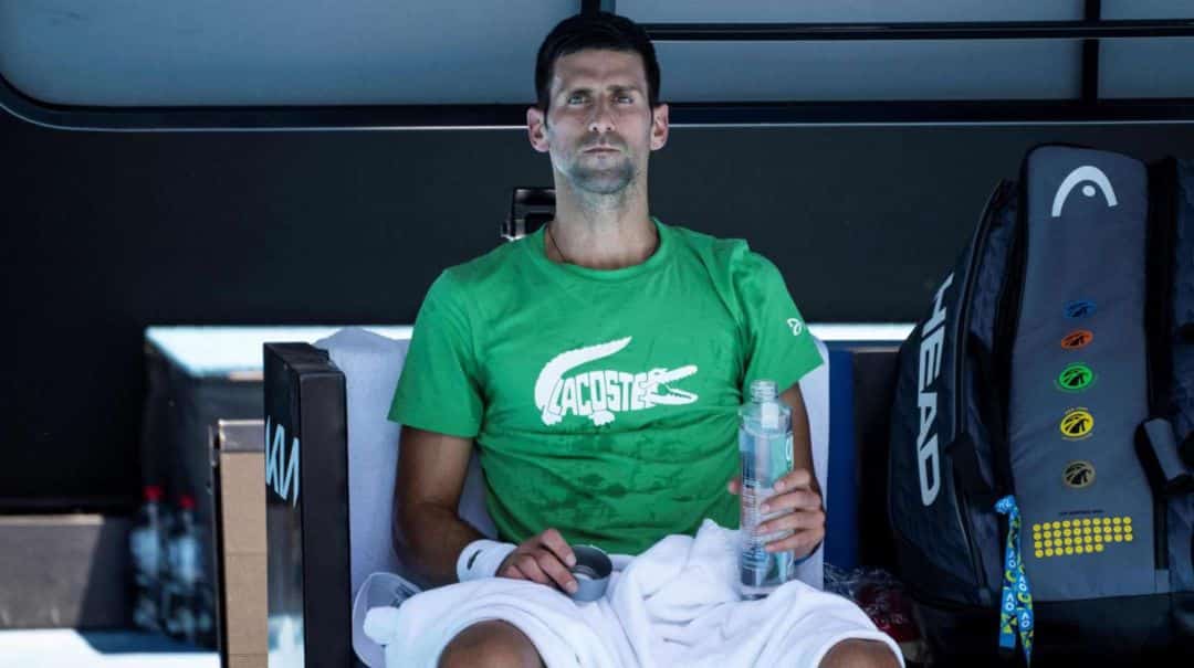 Se sorteó el Abierto de Australia con Novak Djokovic, que aún no sabe si podrá jugar