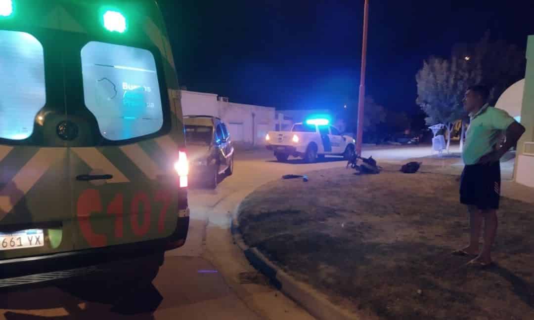 Cerri: un motociclista sufrió golpes y fue hospitalizado