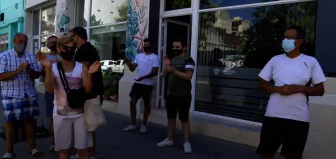 Vecinos y comerciantes cansados de los cortes de luz