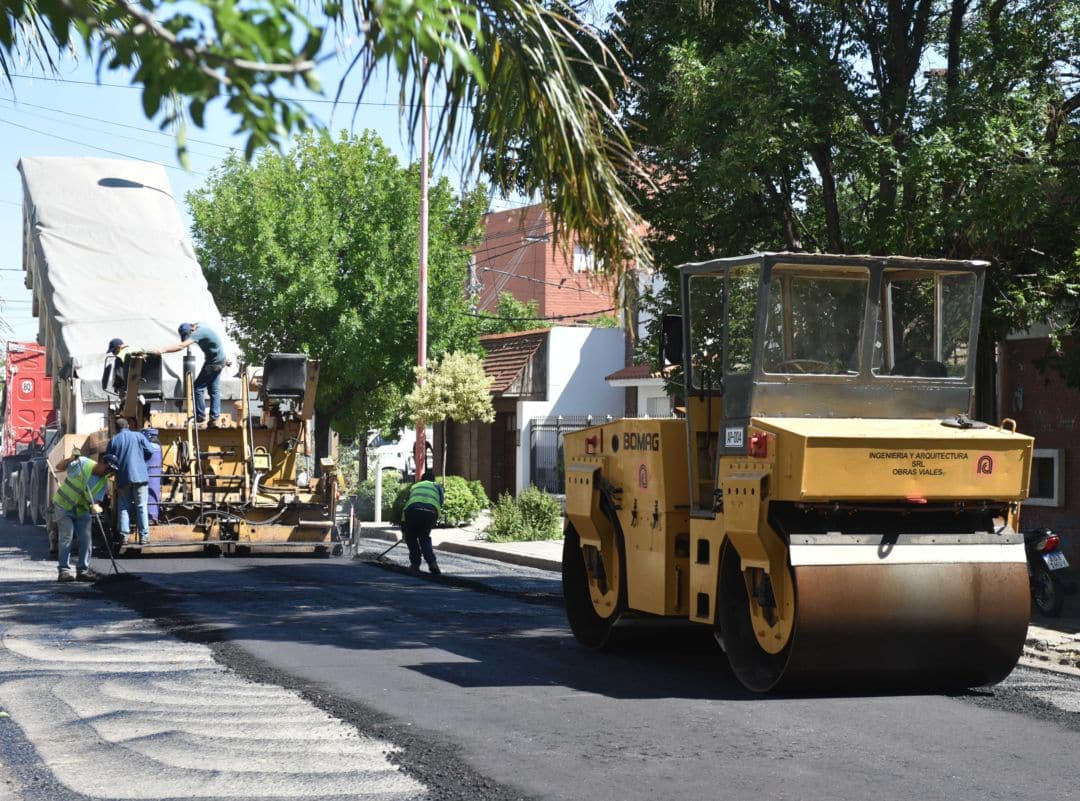 Reencarpetado en calle Ecuador entre Emilio Rosas y Teniente Farías