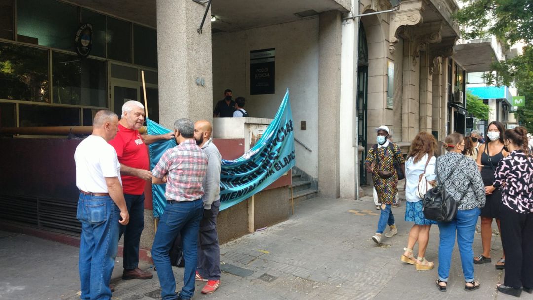 Tras el incendio en el transformador, los judiciales reclaman por mejores condiciones edilicias