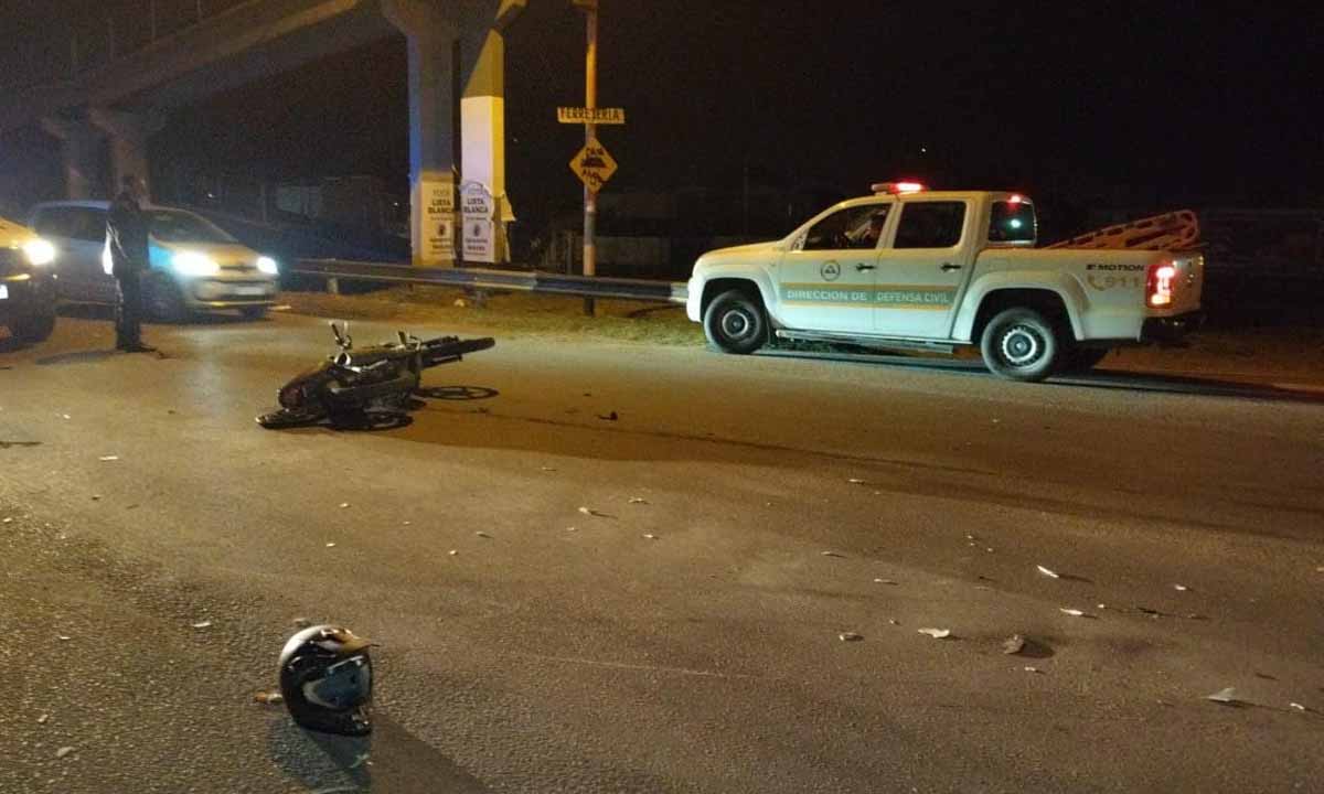 Un joven resultó herido tras un choque entre dos motos