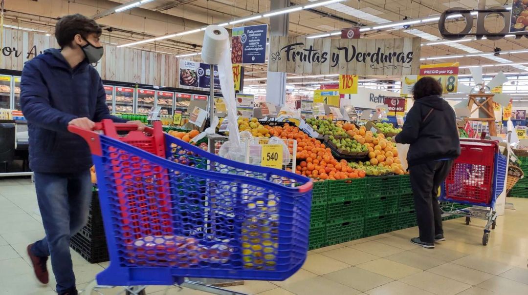 En la primera semana de enero, los precios de alimentos y bebidas subieron 1,2%