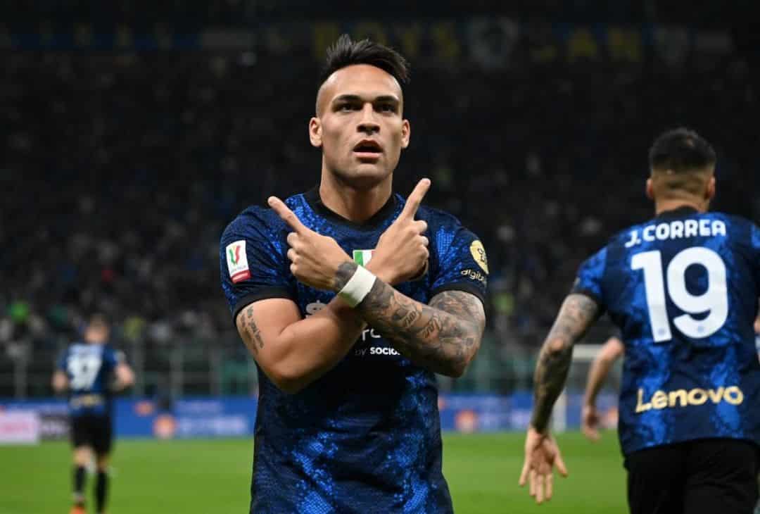 Con dos goles de Lautaro Martínez, el Inter venció en el clásico al Milan y se metió en la final de la Coppa Italia