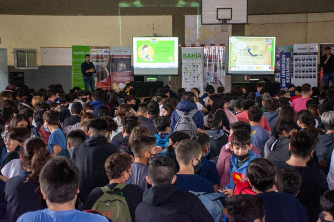 TC2000 va a la Escuela