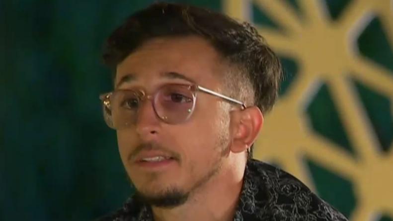 Rodrigo Noya vivió un incómodo momento al aire cuando su hijo lo mandó al frente con una cuestión personal