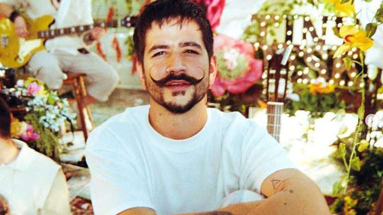 Camilo anunció un nuevo disco: “De adentro pa’fuera, el título de este capítulo de mi vida”