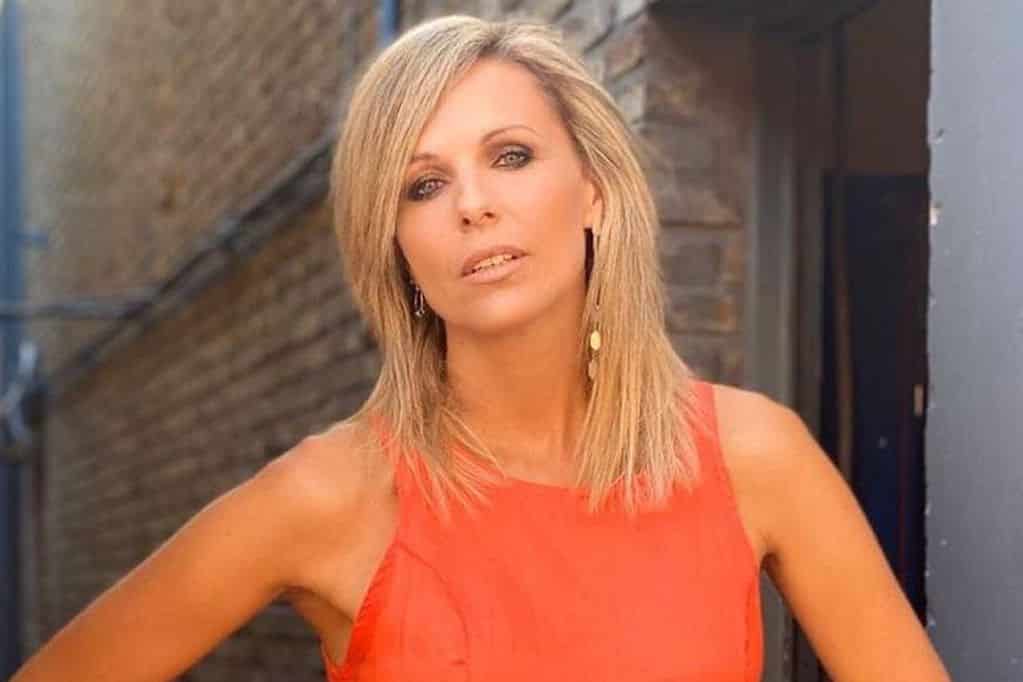 Denise Dumas no sabía que tenía el micrófono abierto y tuvo un exabrupto en vivo que se volvió viral