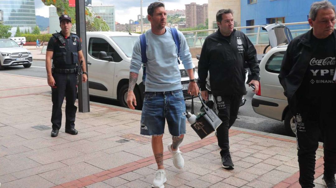 Lionel Messi se sumó a la Selección argentina en Bilbao y piensa en la gran final con Italia