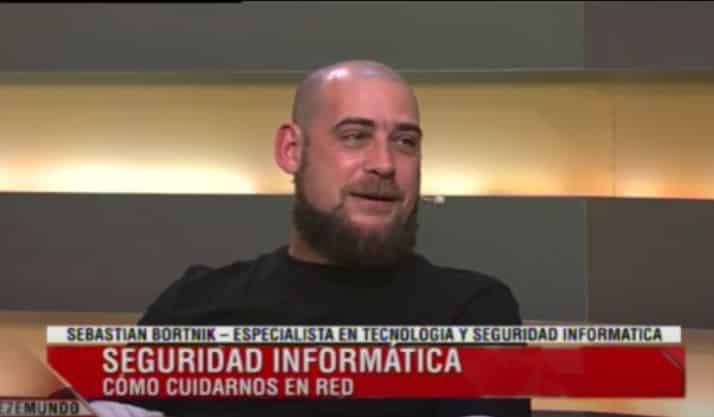 Sebastián Bortnik: “Pensar que porque no podemos adaptarnos a la tecnología con la misma facilidad que nuestros hijos no tenemos nada para aportarles es un engaño, que es muy peligroso”