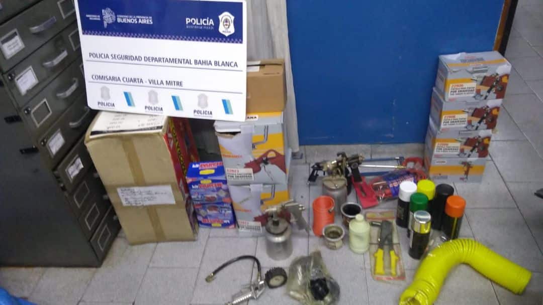 Tras robar una pinturería fue detenido