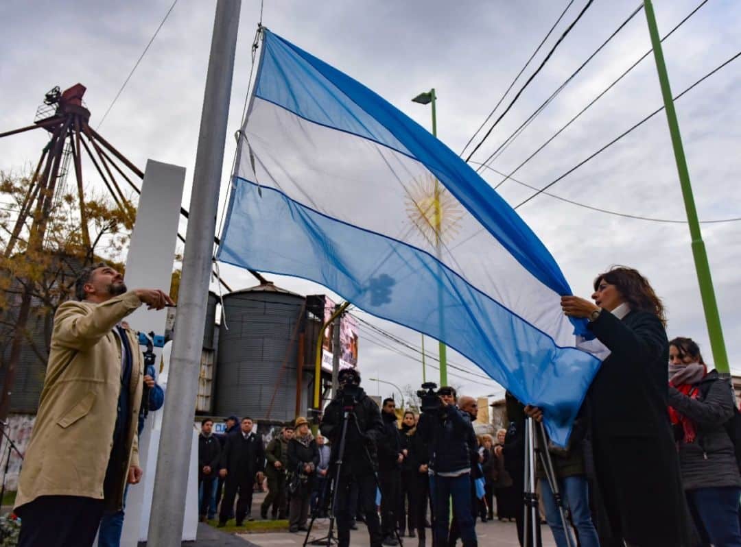 Acto oficial por el Día de la Bandera