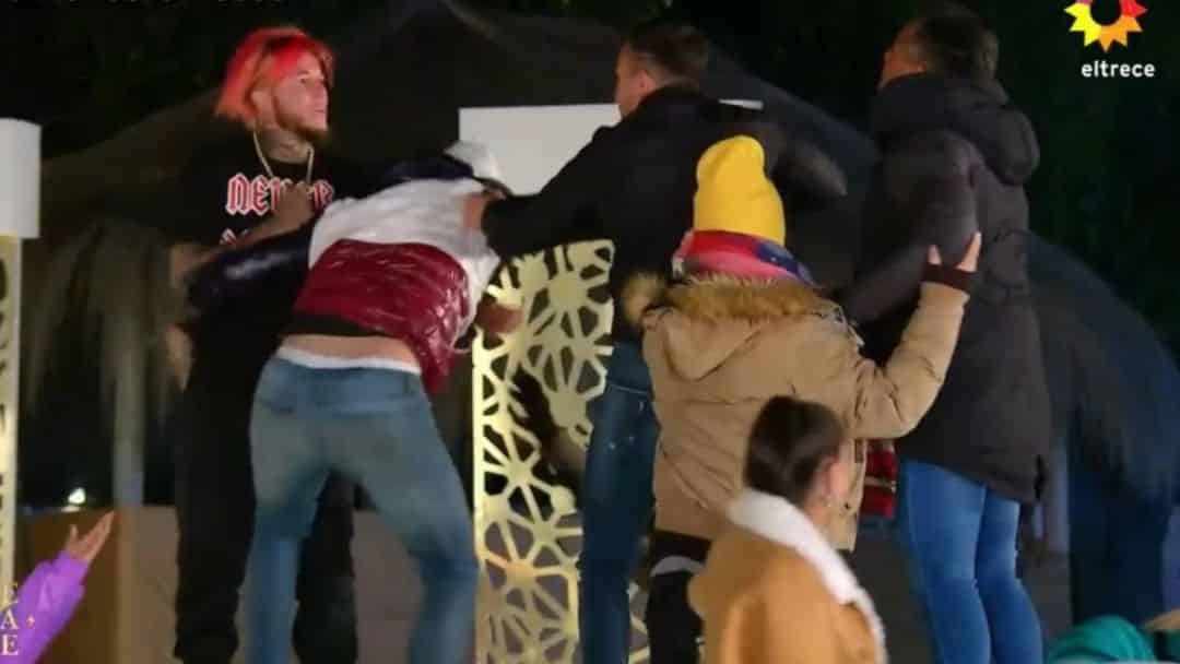 Empujones e insultos entre Alex Caniggia, Locho Loccisano y Chanchi Estévez en El Hotel de los Famosos