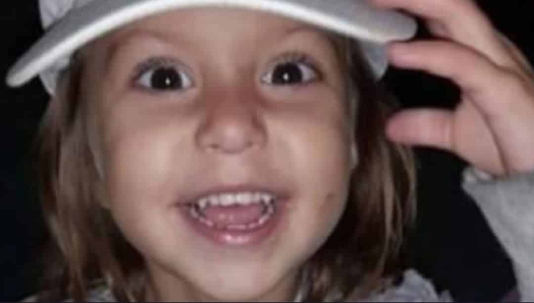 Encontraron muerta a nena: acusan a la niñera de haberla encerrado 4 horas con la estufa prendida