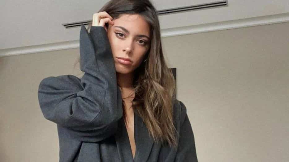 Tini Stoessel, dejada de lado por las esposas de los jugadores de la Selección