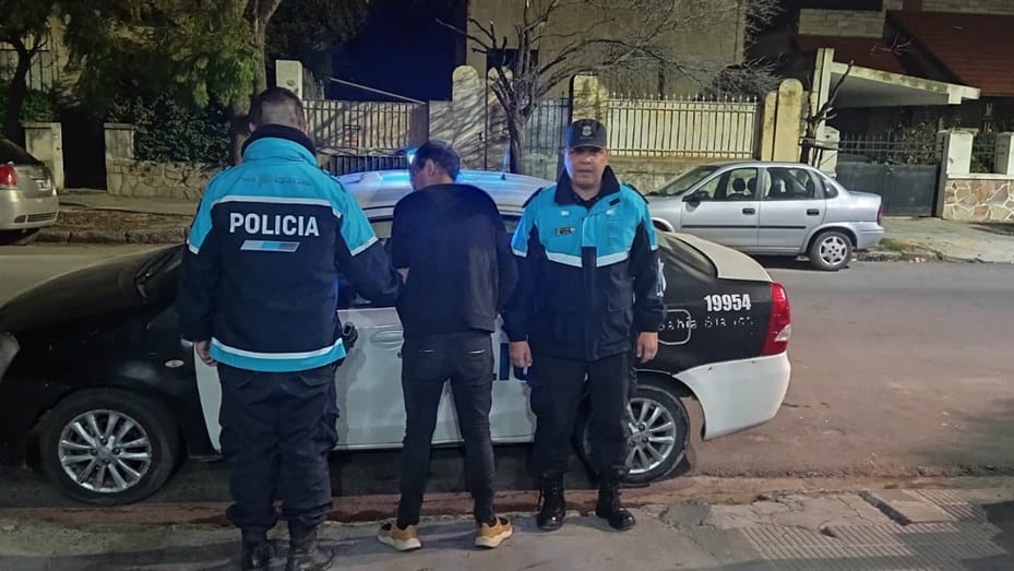 Detuvieron a un delincuente que robaba con inhibidores de alarmas