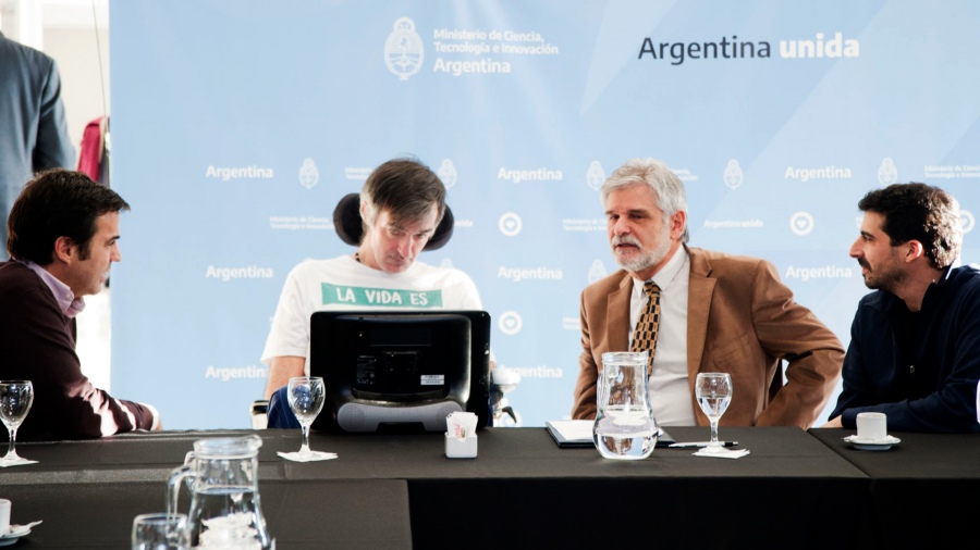 Ministerio de Ciencia y Fundación Bullrich lanzaron un concurso de investigación sobre ELA