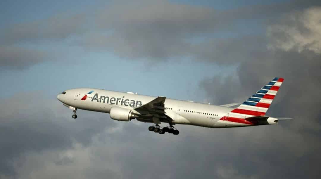Un argentino robó más de U$S10.000 dólares durante un vuelo y lo detuvieron al aterrizar en Miami