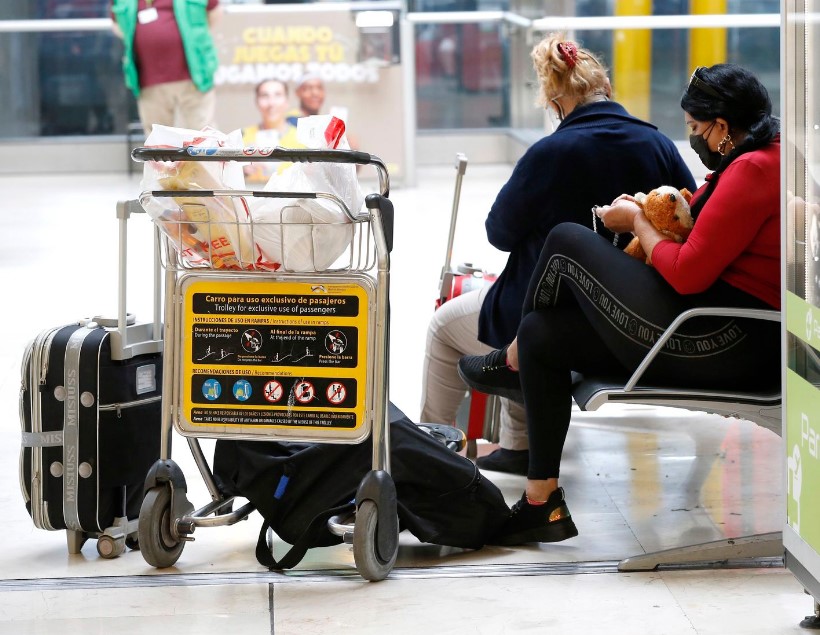 España lanza un nuevo proyecto para incorporar extranjeros “sin papeles” al mercado laboral