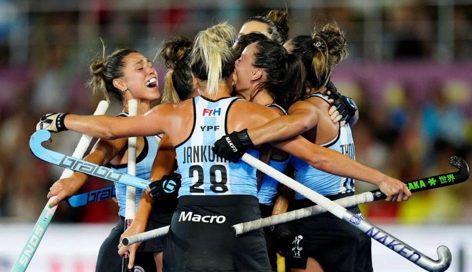 Las Leonas vencieron a España y siguen invictas en el Mundial de Hockey