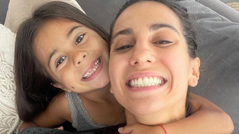 La angustia de Cinthia Fernández porque su hija Francesca desmejoró: “Hay que rezar”