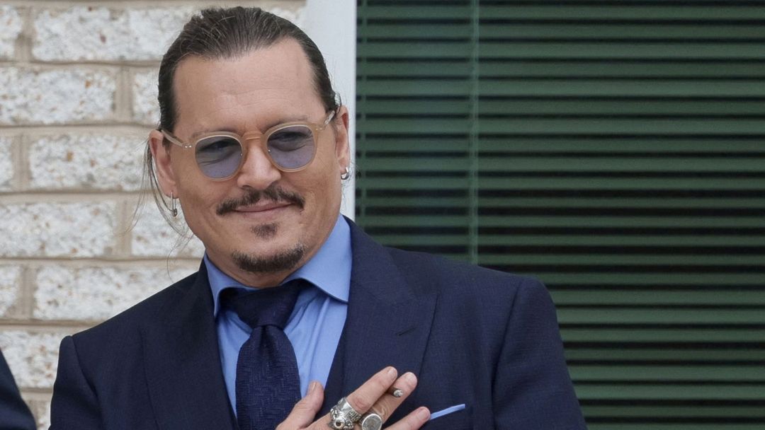 Johnny Depp recaudó casi US$4 millones en pocas horas por la venta online de sus cuadros