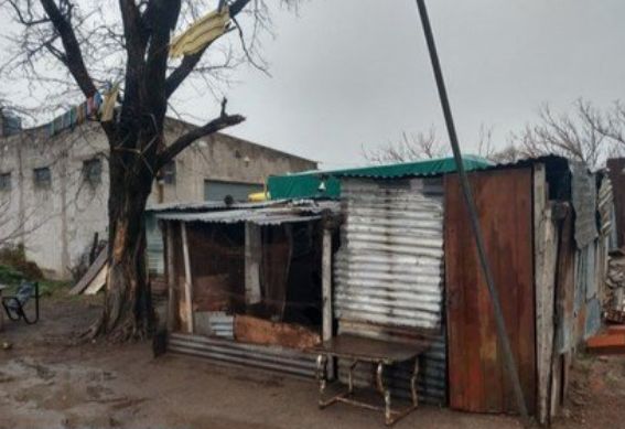 Presunto abandono de persona: un hombre fue rescatado de una vivienda