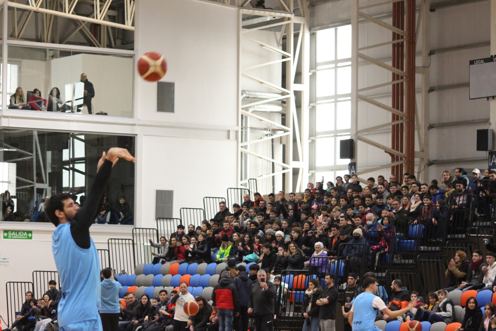 El público bahiense vibró junto a la Selección Argentina de Básquet