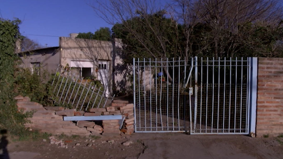 Terminaron adentro de su casa: “Sentí un estruendo como si hubiera volcado un camión”