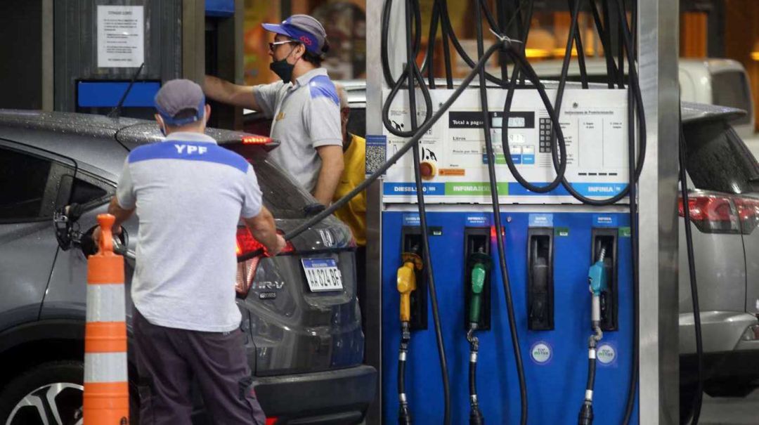Aumentó el precio de la nafta y gasoil: a cuánto se vende el litro en los diferentes puntos del país